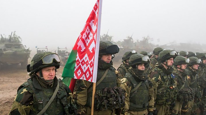 Пабрикс: военный суверенитет Белоруссии закончился