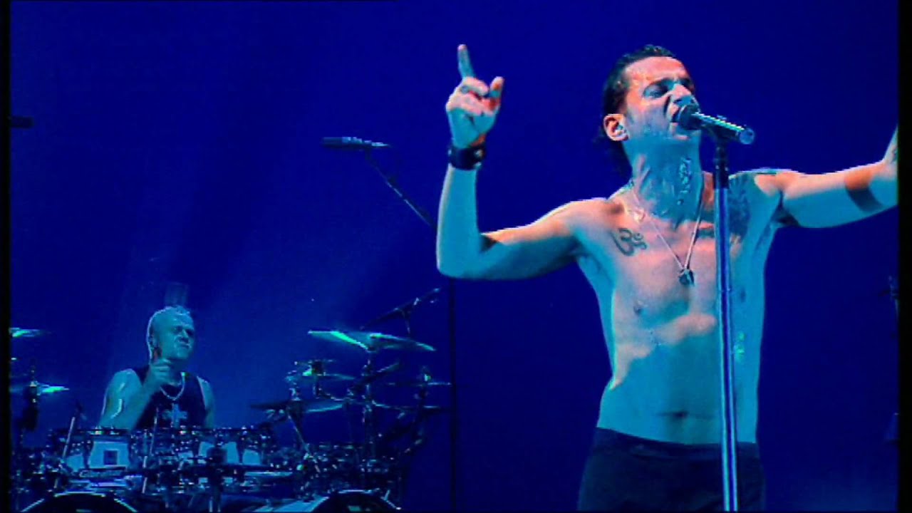 Соцсети взорвал перевод LTV7 концерта Depeche Mode на латышский язык