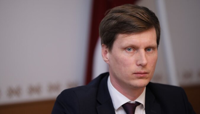 Начните с себя! Членам правительства предлагают первым сделать прививку