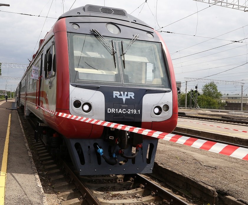 Сбой на железной дороге: поезда встали на Центральной станции в Риге Сбой на железной дороге: поезда встали на Центральной станции в Риге