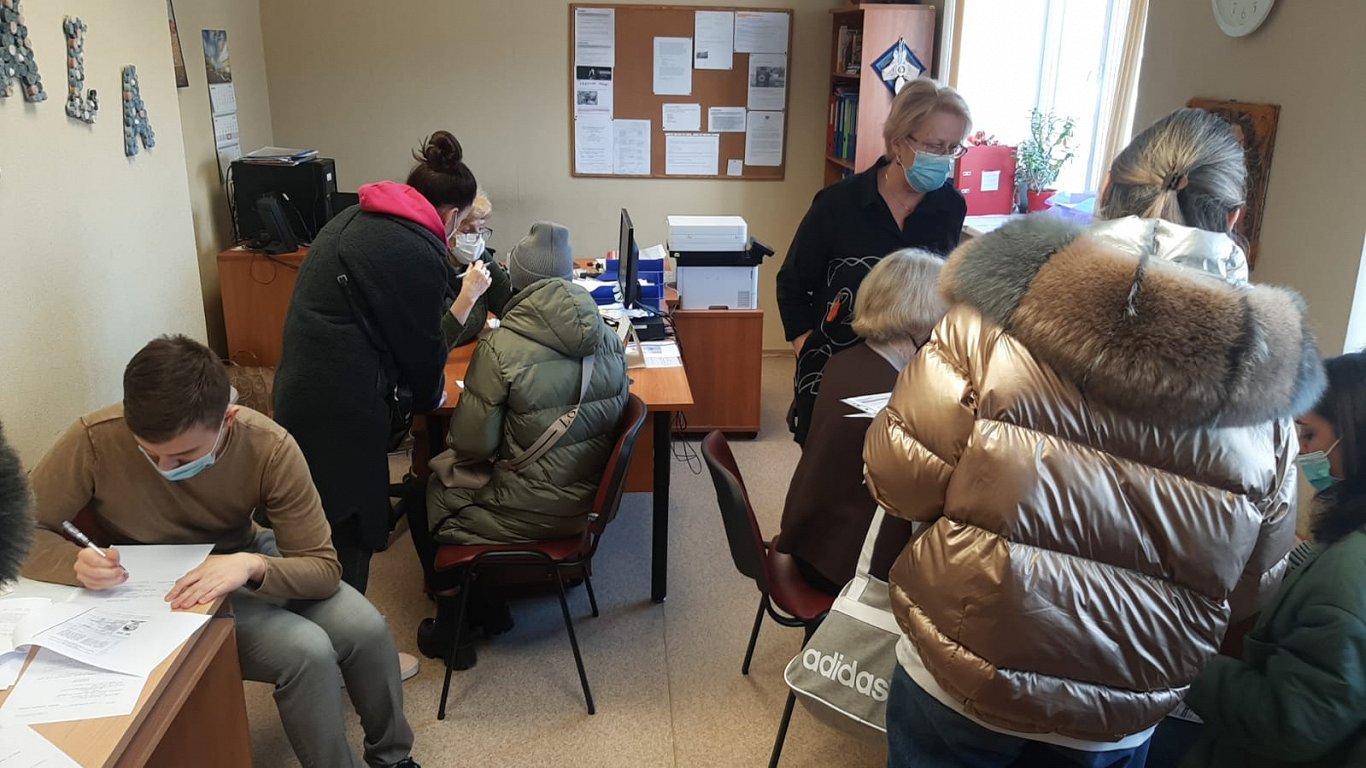 В небольших городах работы для украинских беженцев нет