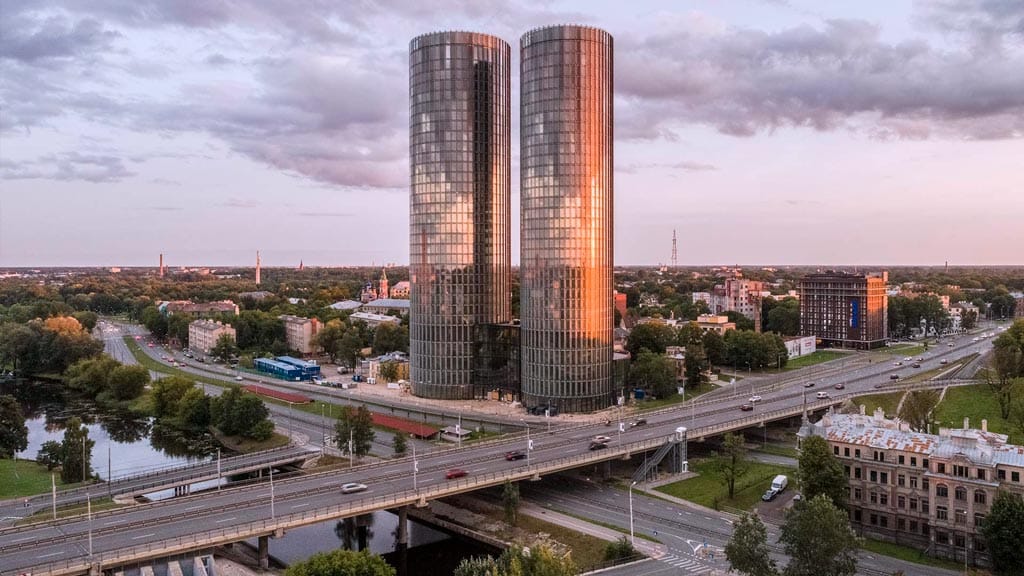 Z-Towers сменил название на Zunda Towers