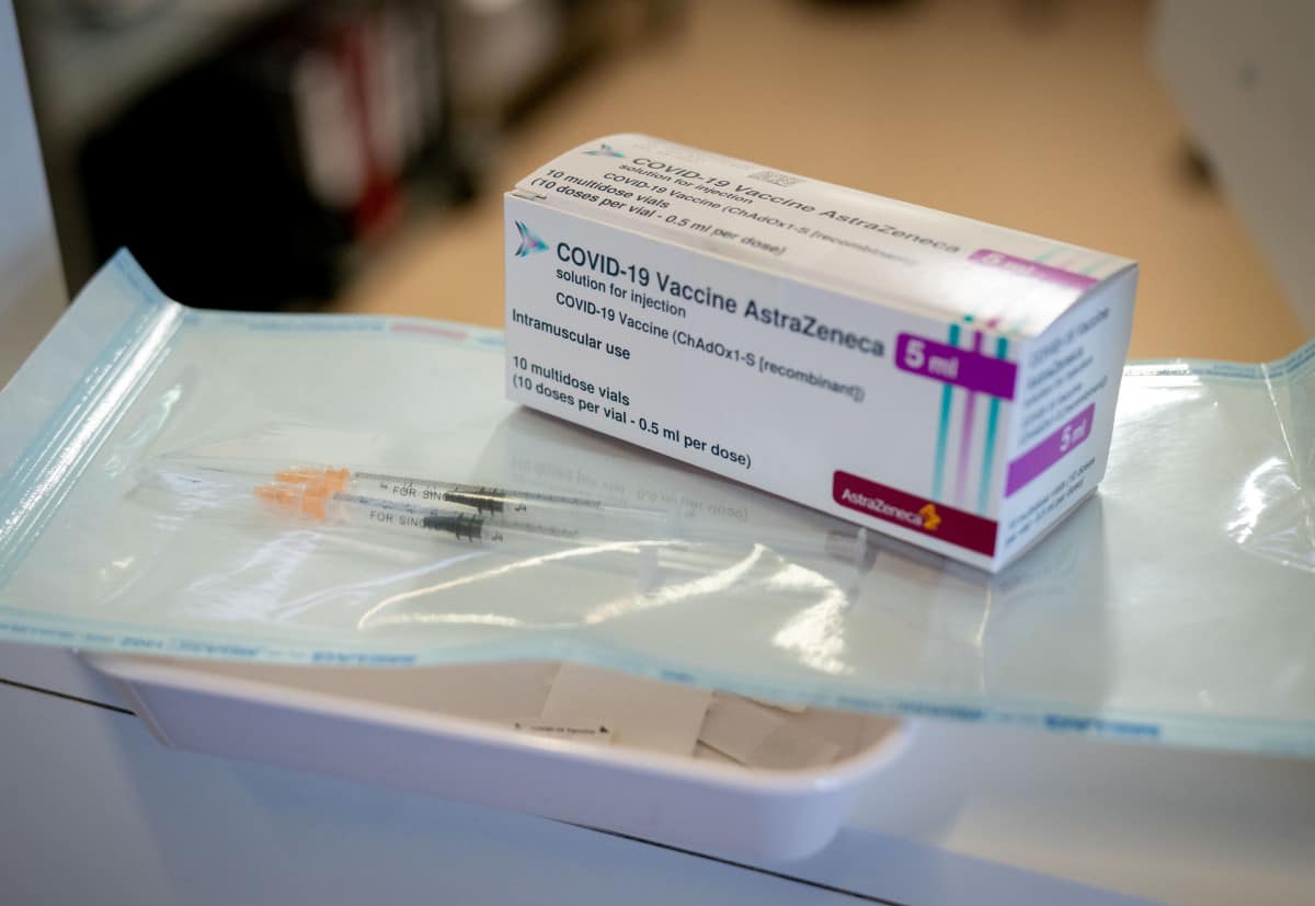 Из-за приостановки списали всего 38 доз вакцины AstraZeneca