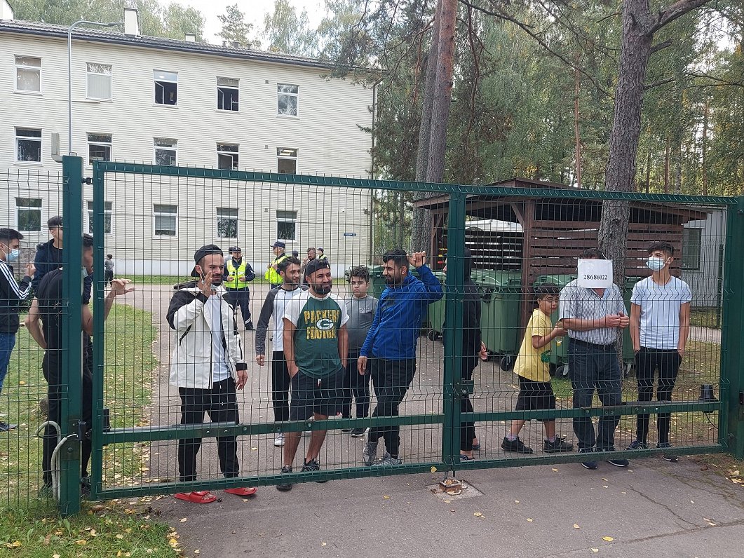 Dombrava atsauc projektu par patvēruma meklētāju dienas naudas palielināšanu