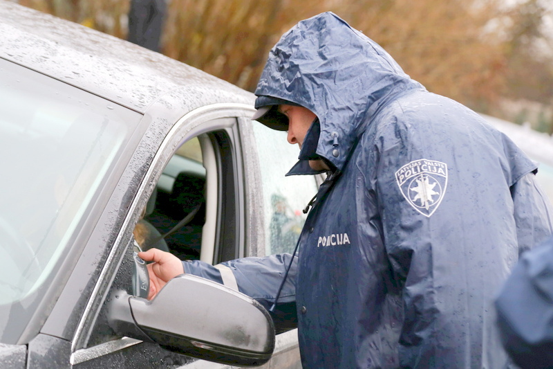 В новогодние выходные на дорогах задержаны 32 нетрезвых водителя