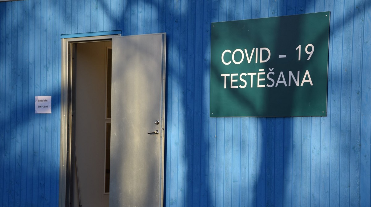 Covid-19 в медучреждениях находят чаще, чем в пансионатах