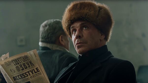 Лидер Rammstein: «Я ненавижу детей». Короткометражка про насилие в школе