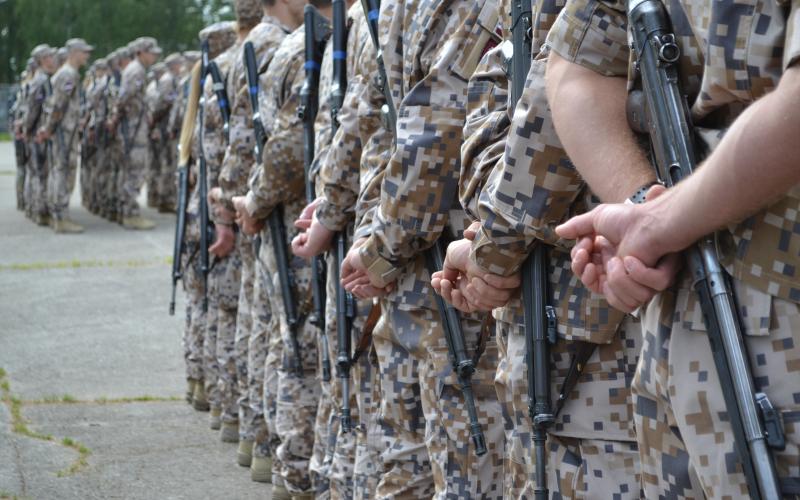 Максимальный возраст для службы в Земессардзе повысят до 60 лет
