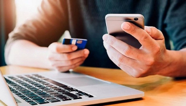 В Курземе мошенники увели со счетов жителей 45 тысяч евро В Курземе мошенники увели со счетов жителей 45 тысяч евро