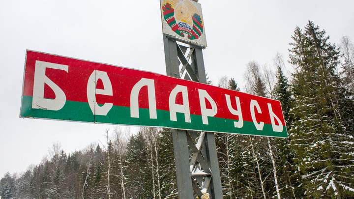 Лукашенко продлил безвиз на 2023 год для жителей Латвии, Литвы и Польши