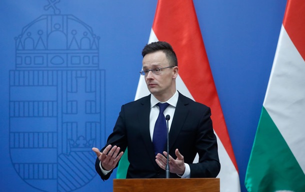 Венгрия против поставок оружия для Украины через свою территорию