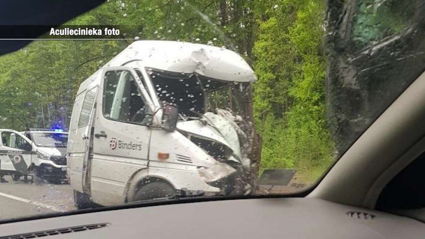 Подробности аварии в Мурьяни, где погиб молодой водитель бусика