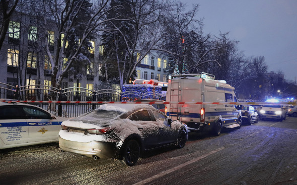 Стрельба в московском центре госуслуг - убийцу проверят на вменяемость Стрельба в московском центре госуслуг - убийцу проверят на вменяемость