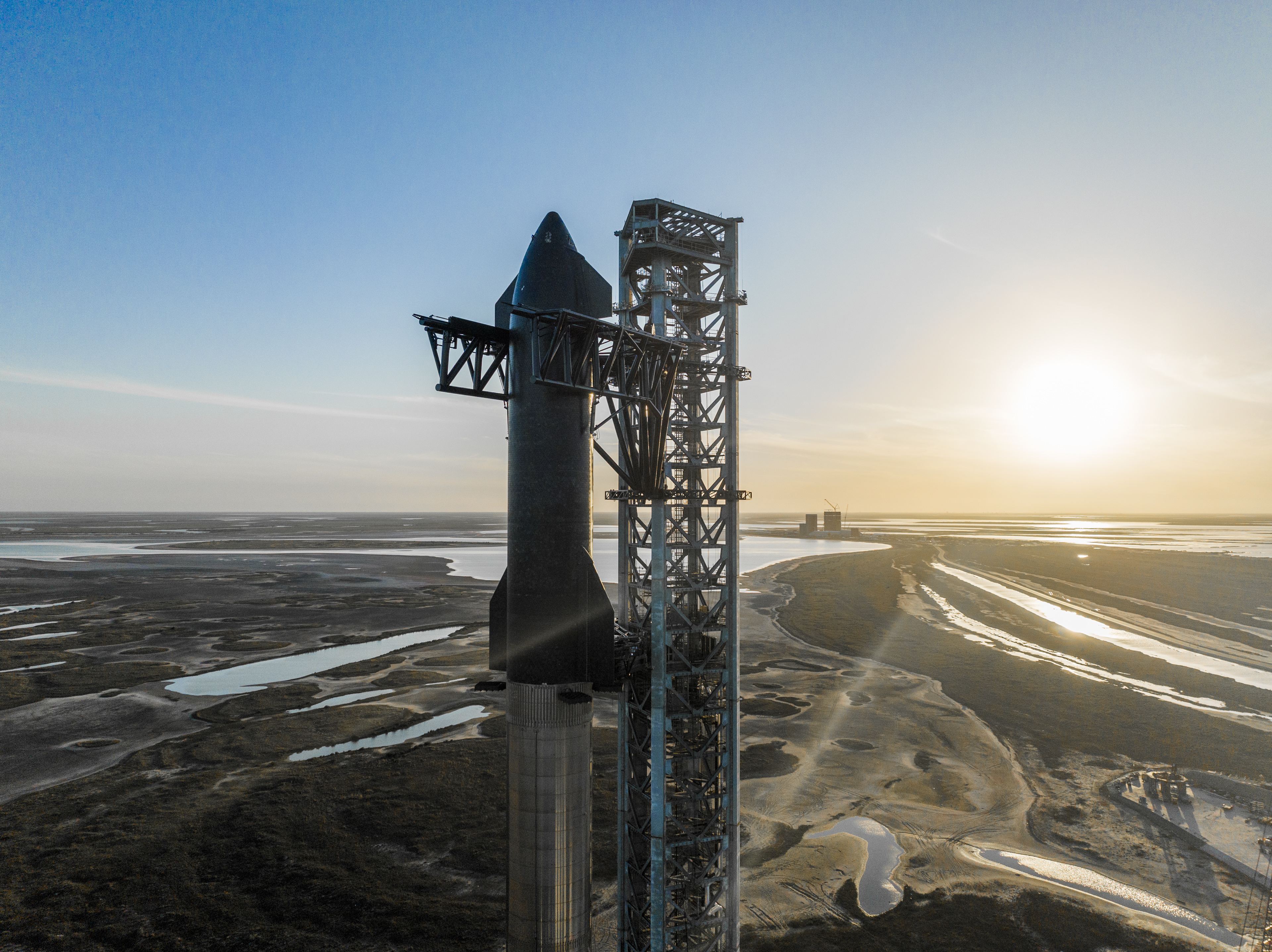 Илон Маск назвал дату запуска космического корабля Starship Илон Маск назвал дату запуска космического корабля Starship