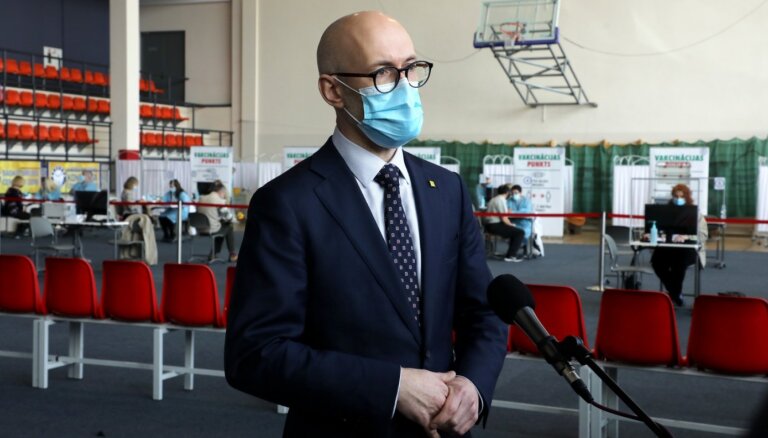 Павлютс: в конце июня можно ожидать снижения заболеваемости "Covid-19"