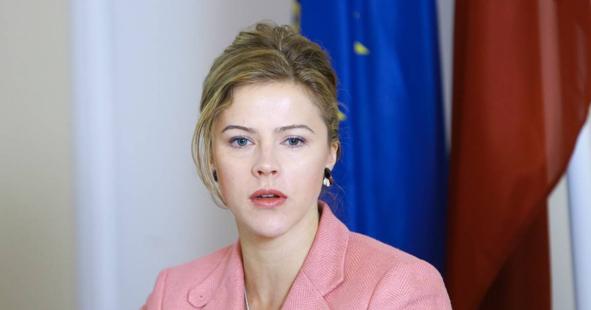 Премьер остановила рост зарплат в госсекторе
