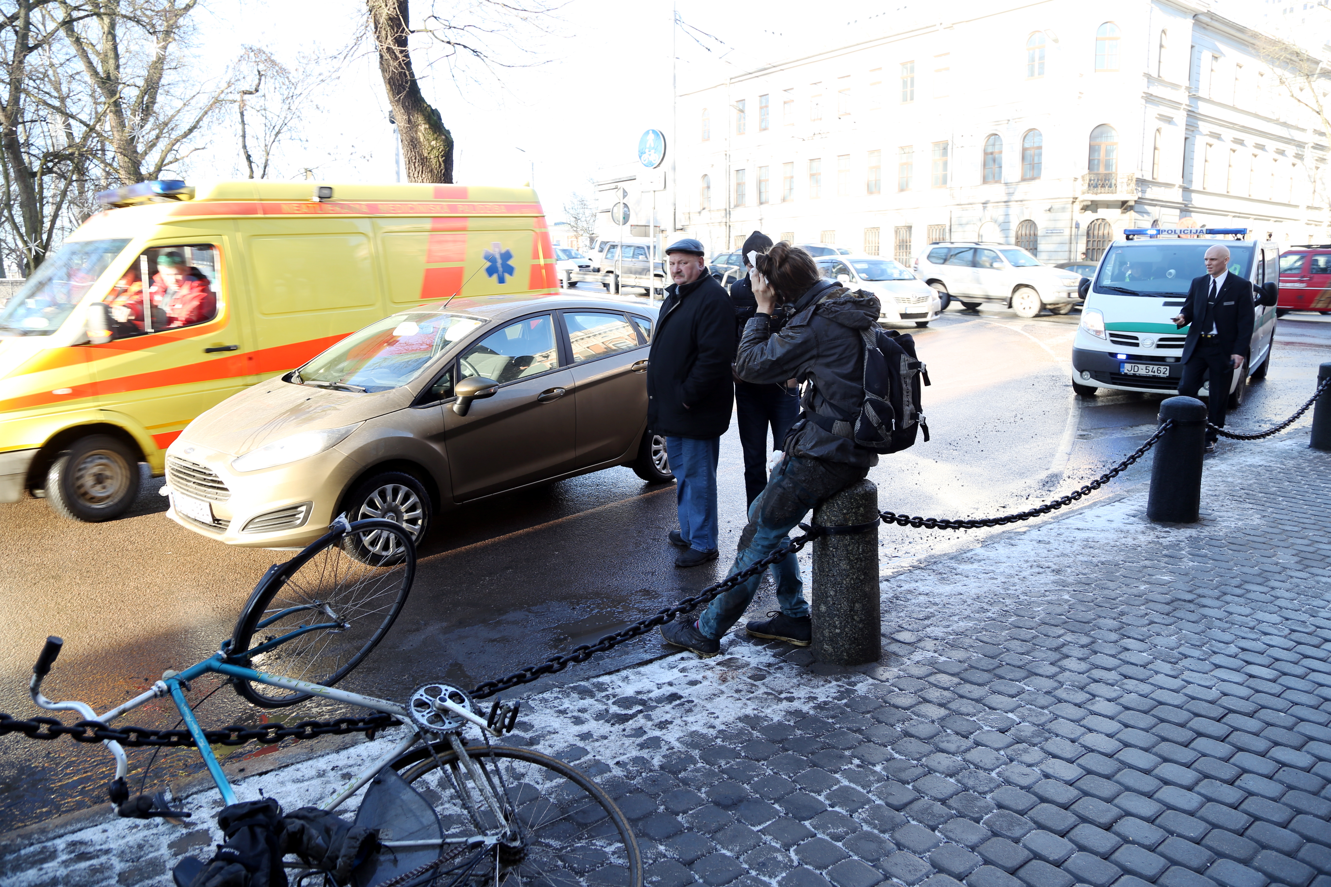 В среду в ДТП пострадали шесть человек В среду в ДТП пострадали шесть человек