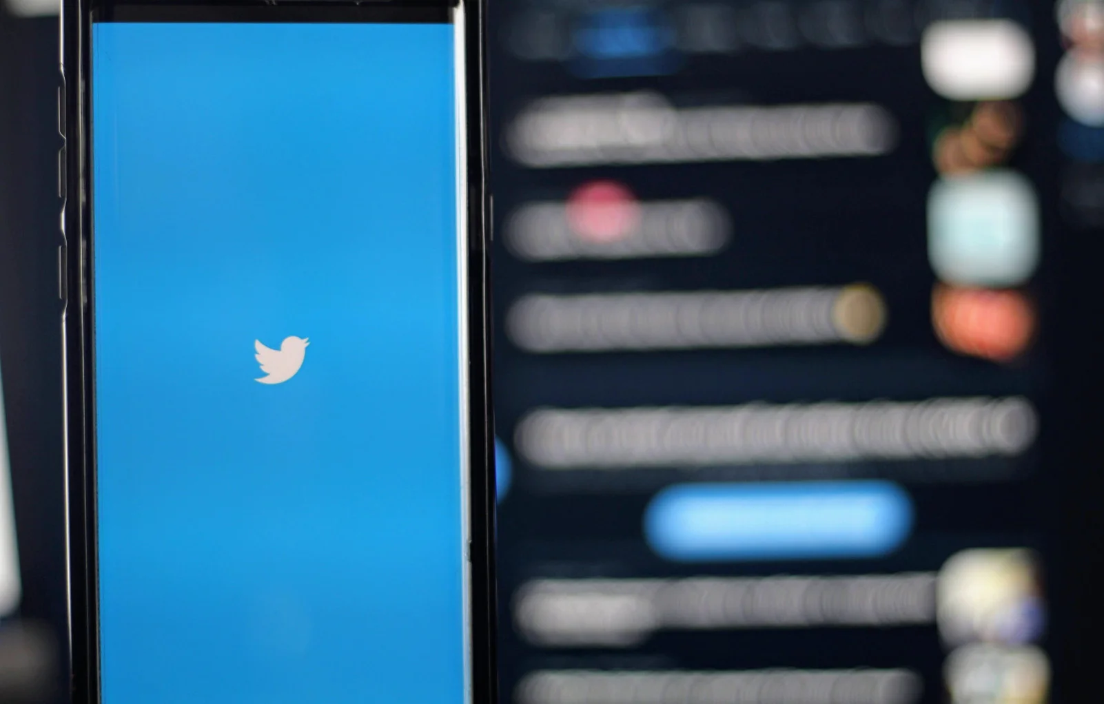 Twitter заблокировал аккаунты журналистов ведущих американских СМИ