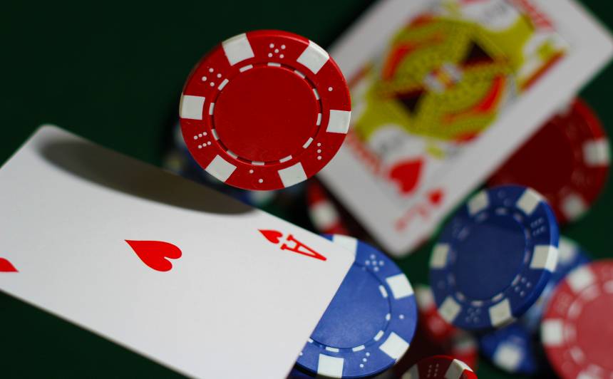 Налог с выигрыша нужно платить даже если игрок в убытках