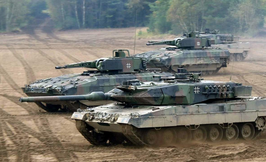 Первые танки «Леопард 2» из Польши уже доставлены в Украину: министр обороны Польши Блащак