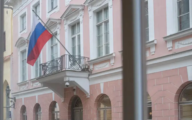 Эстония резко сократит число работников российского посольства