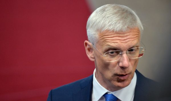 Кариньш: пока не будет коллективного иммунитета придется уживаться с неудобствами