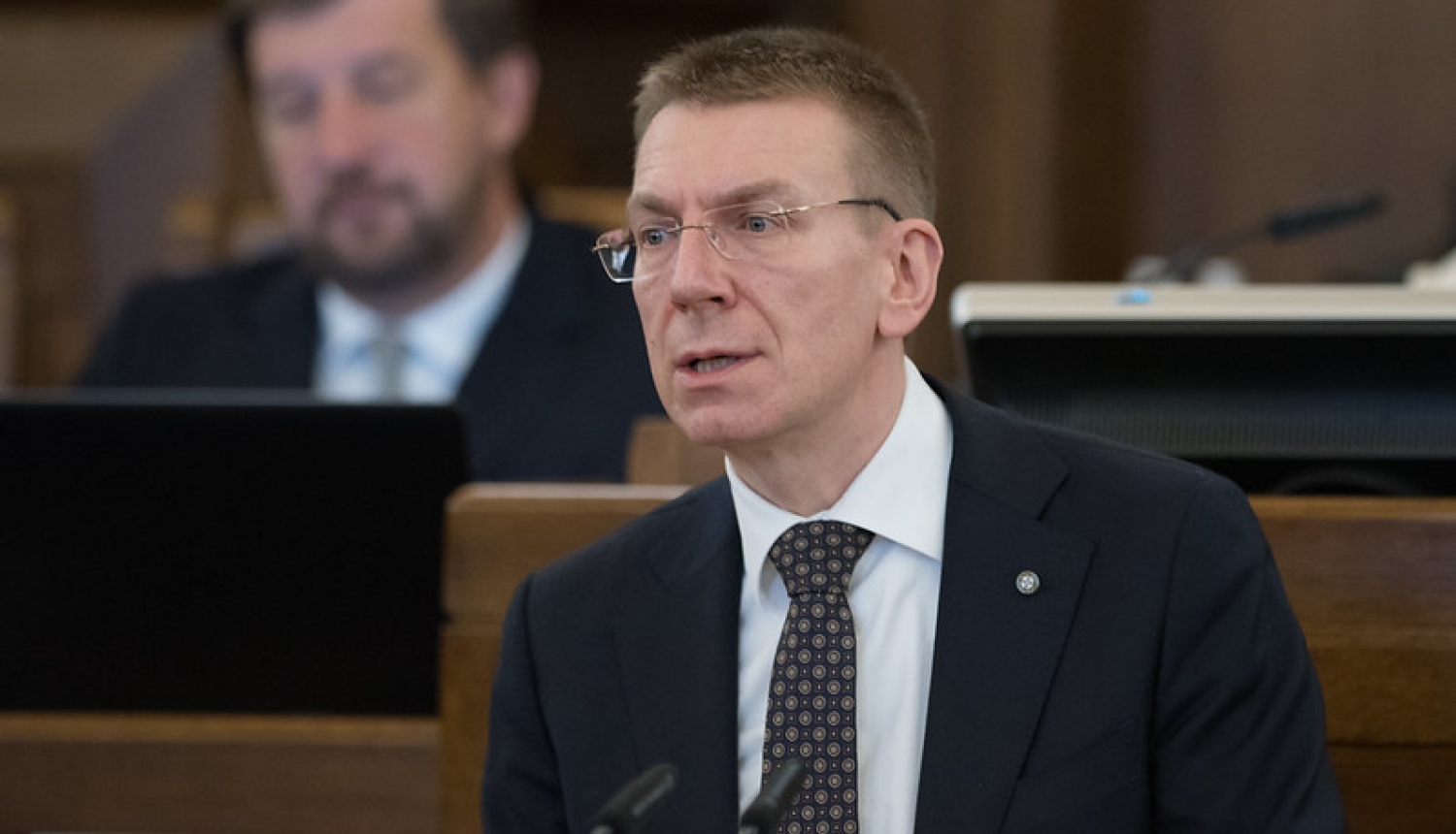 Президент предложит заморозить зарплаты правлений госкомпаний