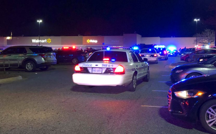 В США неизвестный расстрелял посетителей Walmart: до десятка погибших, много раненых
