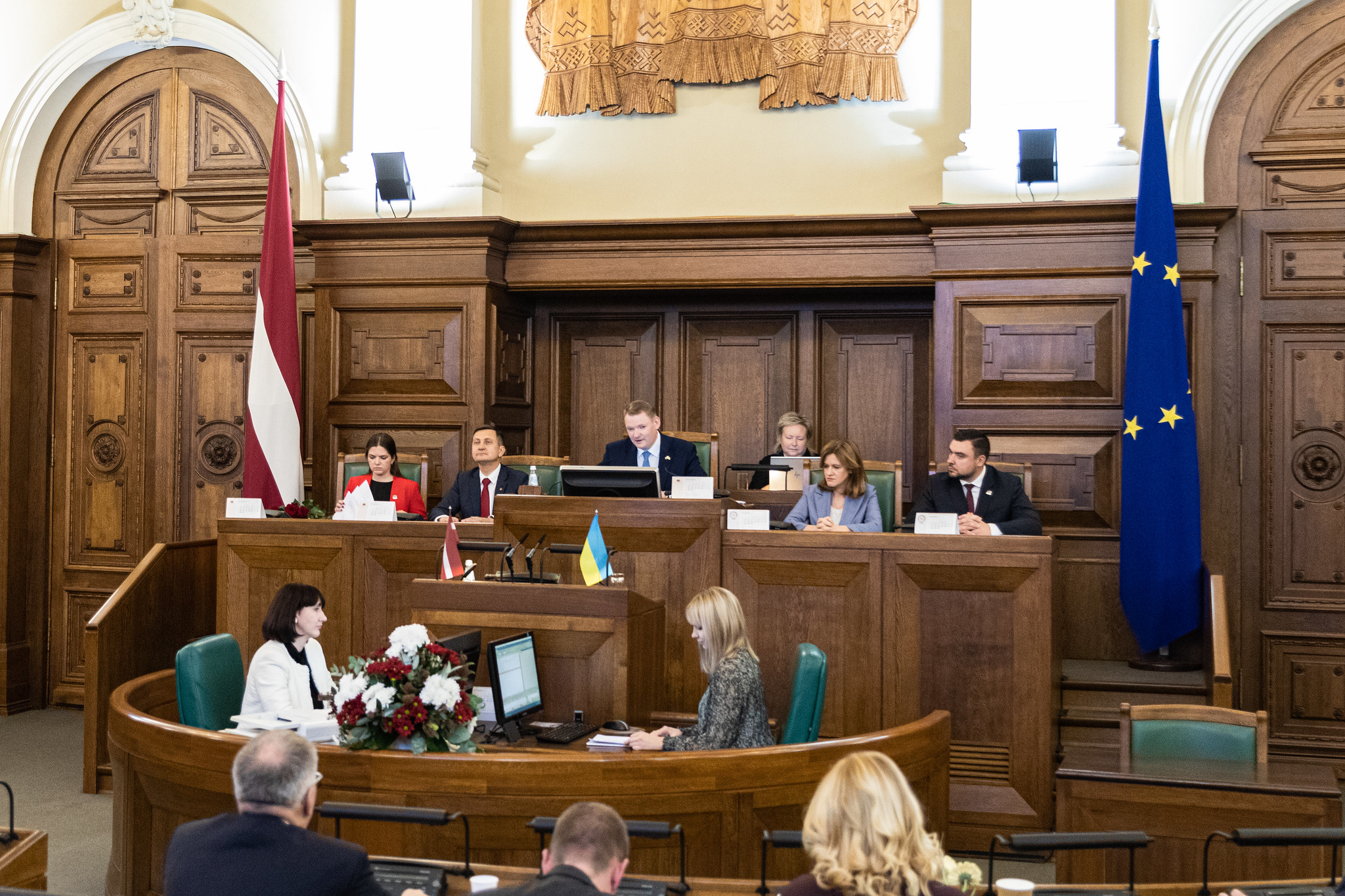 Первые заседания и первые дебаты Сейма - вопрос внешнеполитический