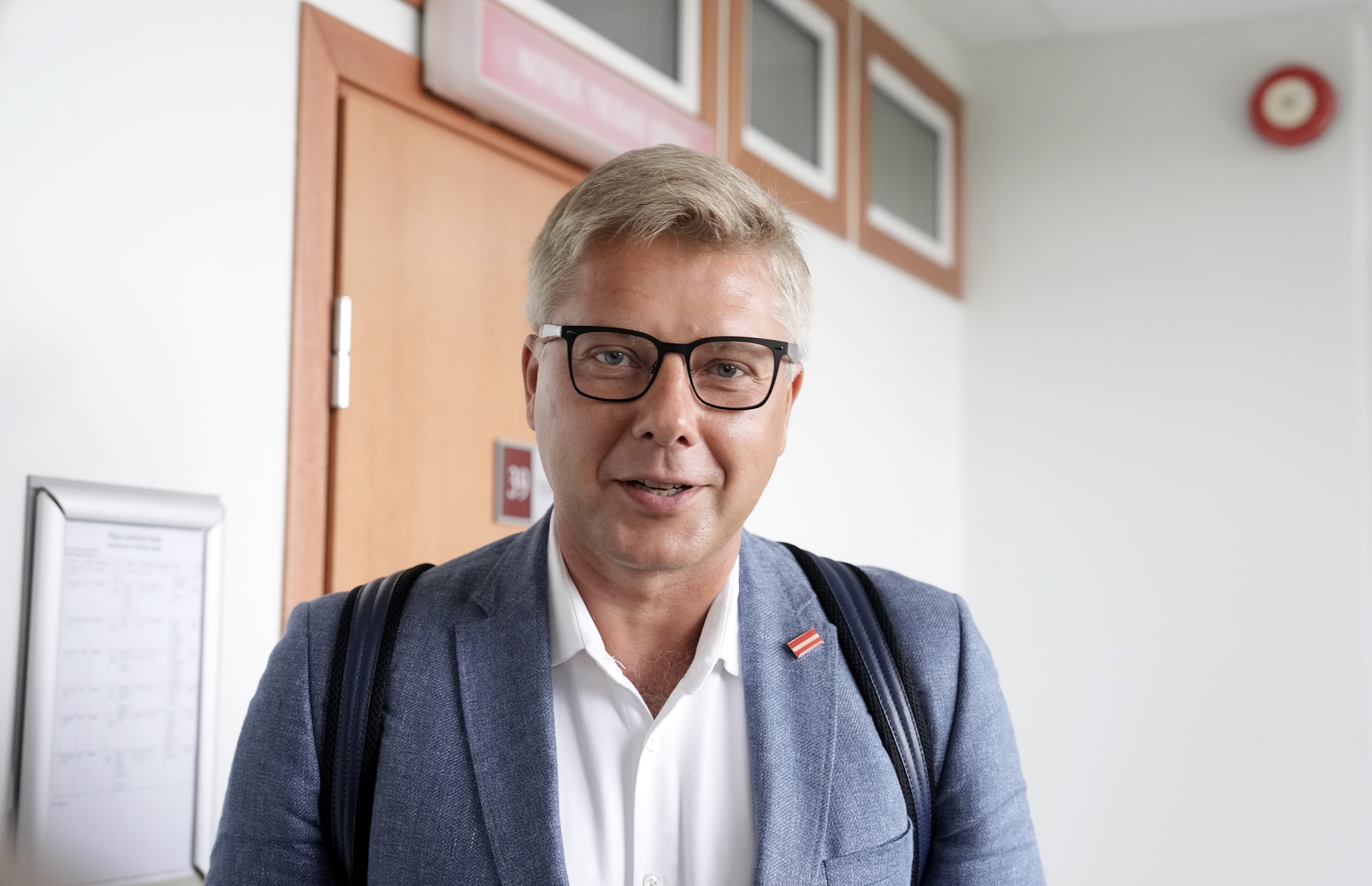 Ушаков: утрата поддержки "Согласием" - результат государственной позиции и осуждения российской агрессии на Украине