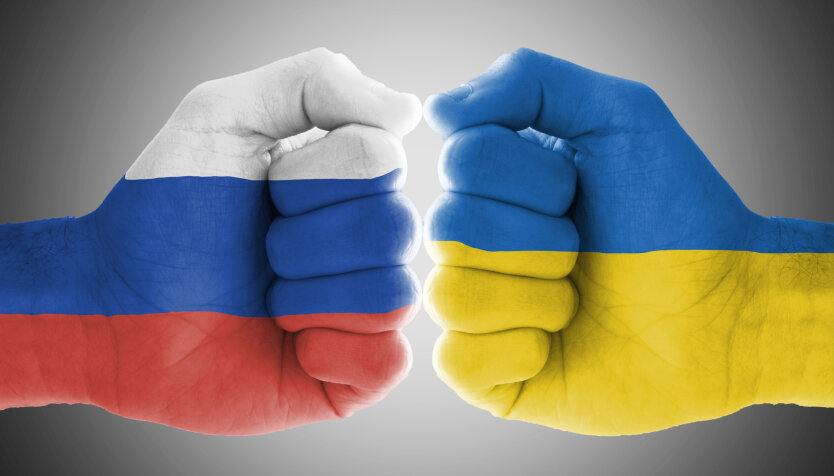 Опрос: среди жителей Латвии сохраняются разные мнения о войне России против Украины