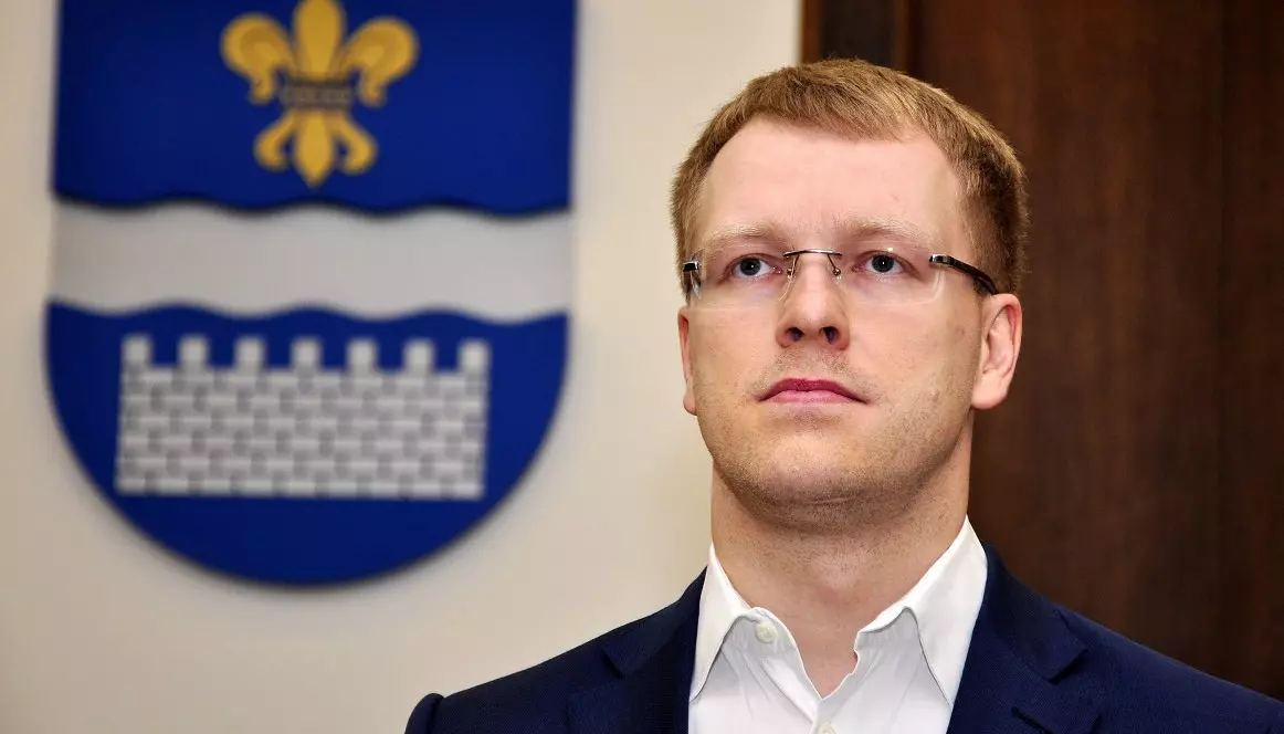 Мэр Даугавпилса получил «желтую карточку» за советские памятники
