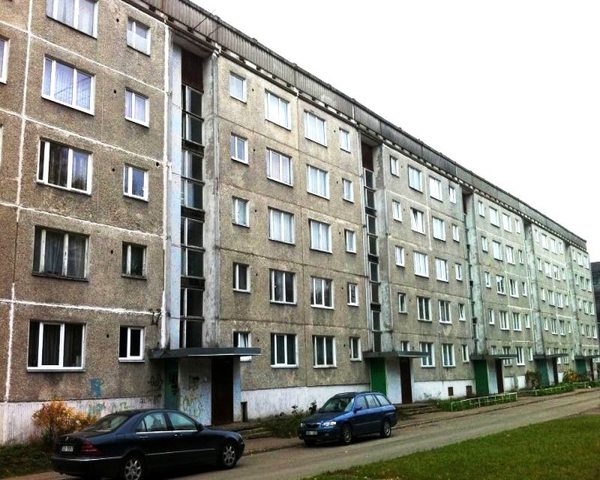 Когда обвалится следующая крыша?