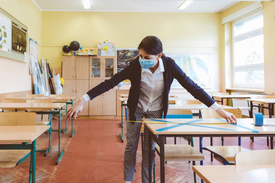 Детей могут вернуть в школы. Пока только в регионах