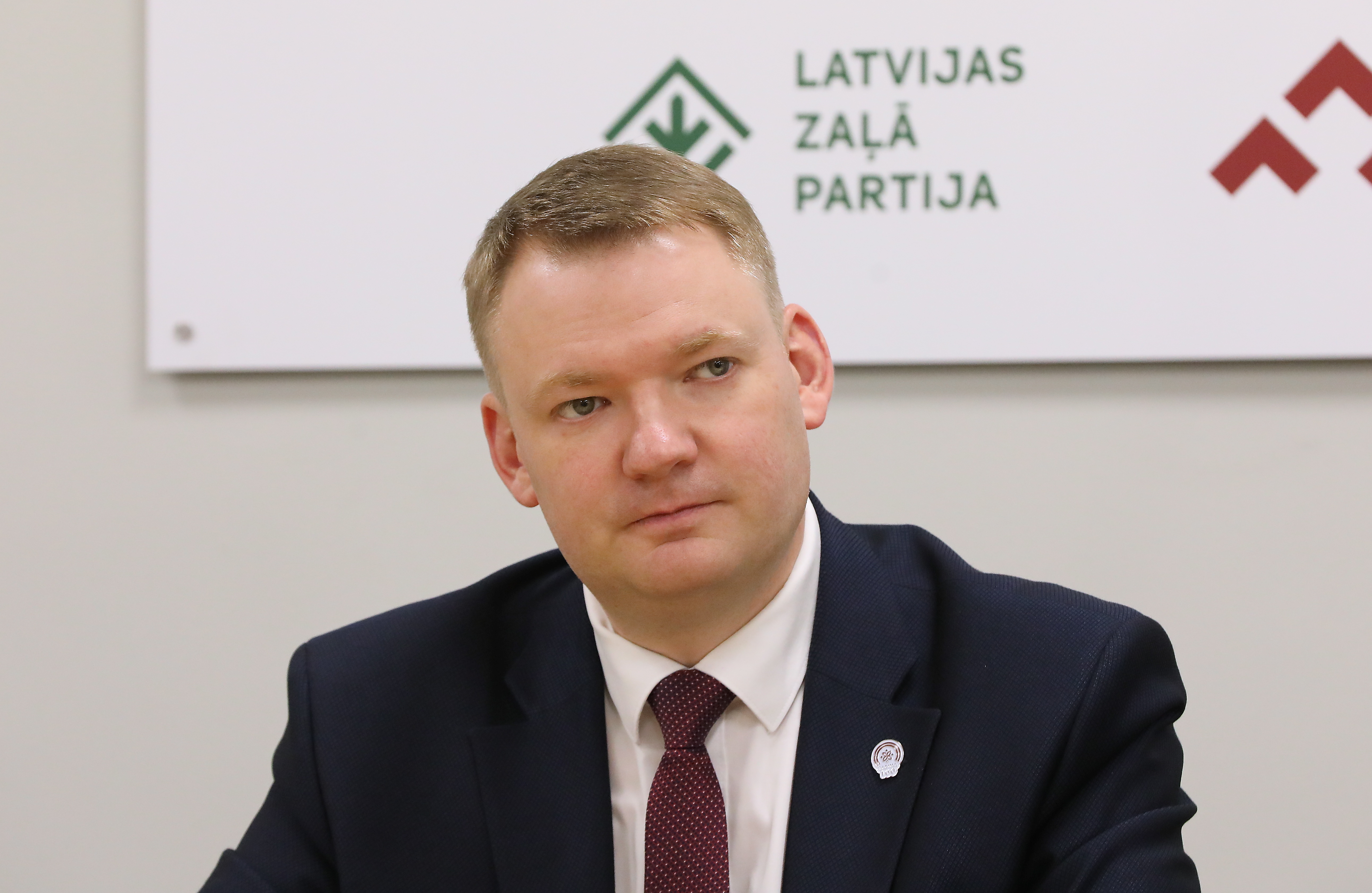 Смилтенс: тяжелее всего ситуация в Министерстве здравоохранения