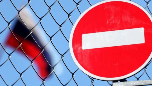 Кто больше страдает от санкций: Запад или Россия
