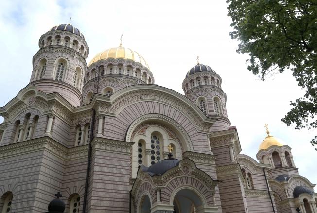Латвийская Православная Церковь совершит молебен за прекращение войны