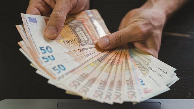 К делу о взятках в Ропажском самоуправлении причастны восемь человек