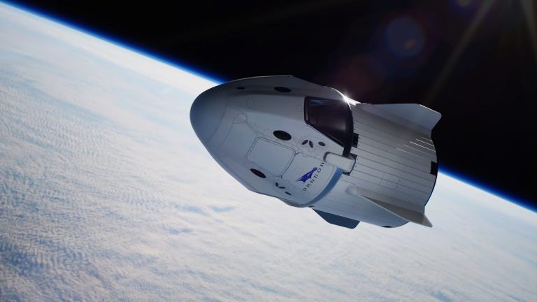SpaceX назвала имя второго члена экипажа рейса Crew Dragon
