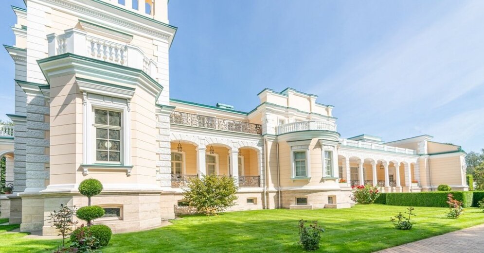 Вилла Минделиса в Агенскалнсе продается за 6,9 миллиона евро