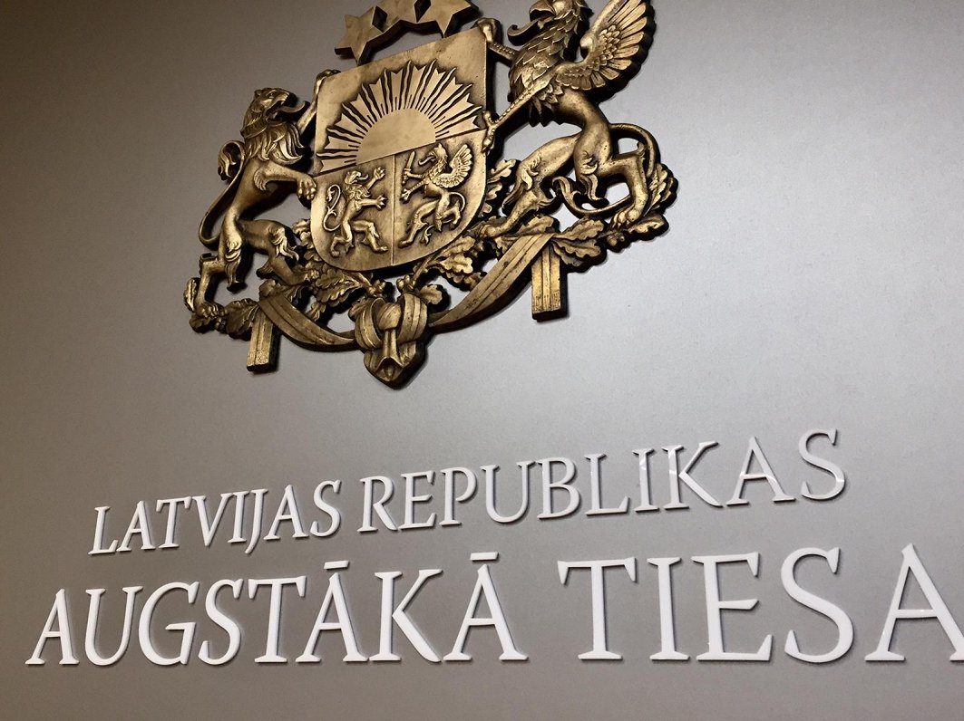 Studentu strīds par aizvainojošu saraksti noslēdzas Augstākajā tiesā