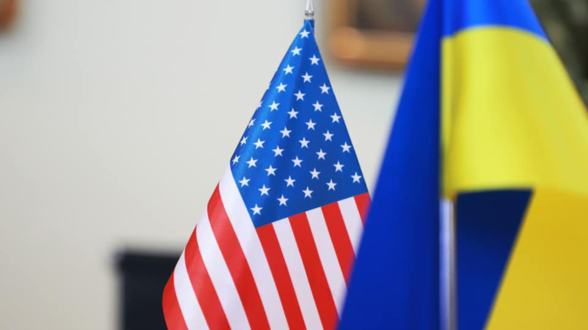 Украина получила от США первый миллиард долларов