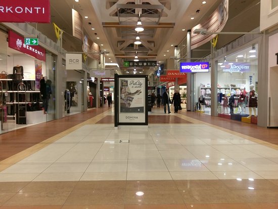 Искажают конкуренцию! Торговые центры требуют отменить ограничения