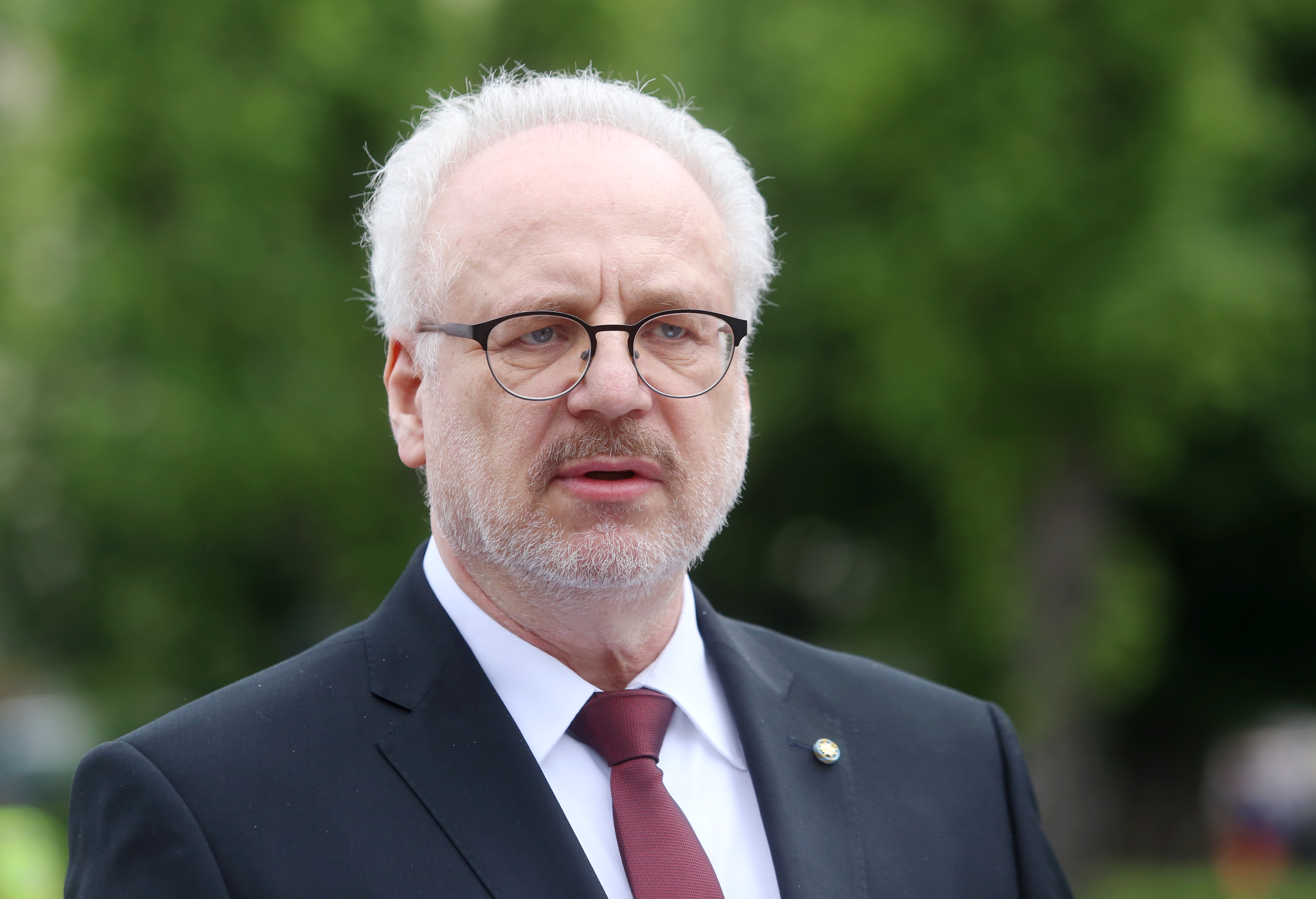 Президент "завернул" закон о расширении полномочий NEPLP. Но российские телеканалы это не вернуло