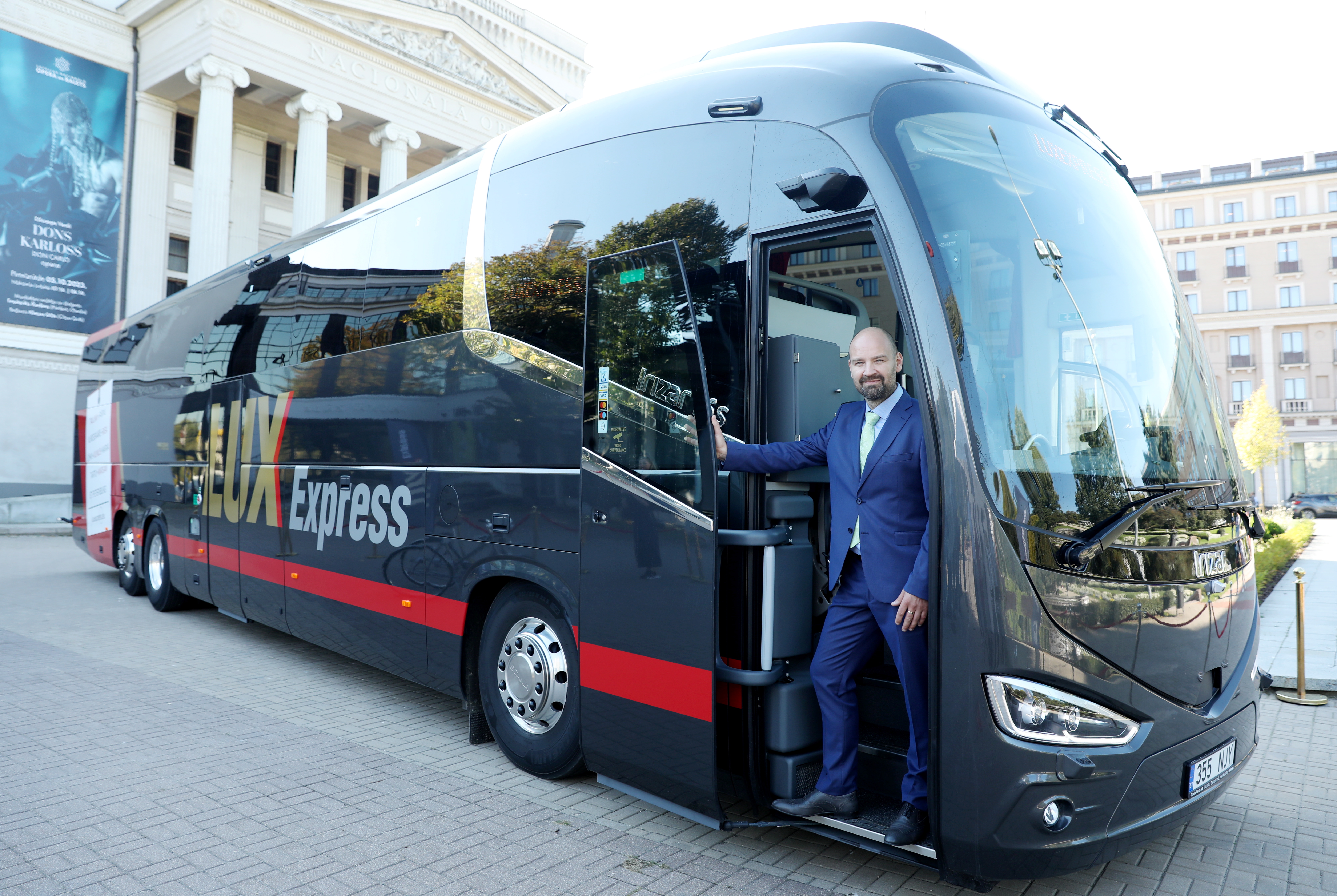 "Lux Express" со следующей весны планирует открыть коммерческие рейсы Рига-Лиепая