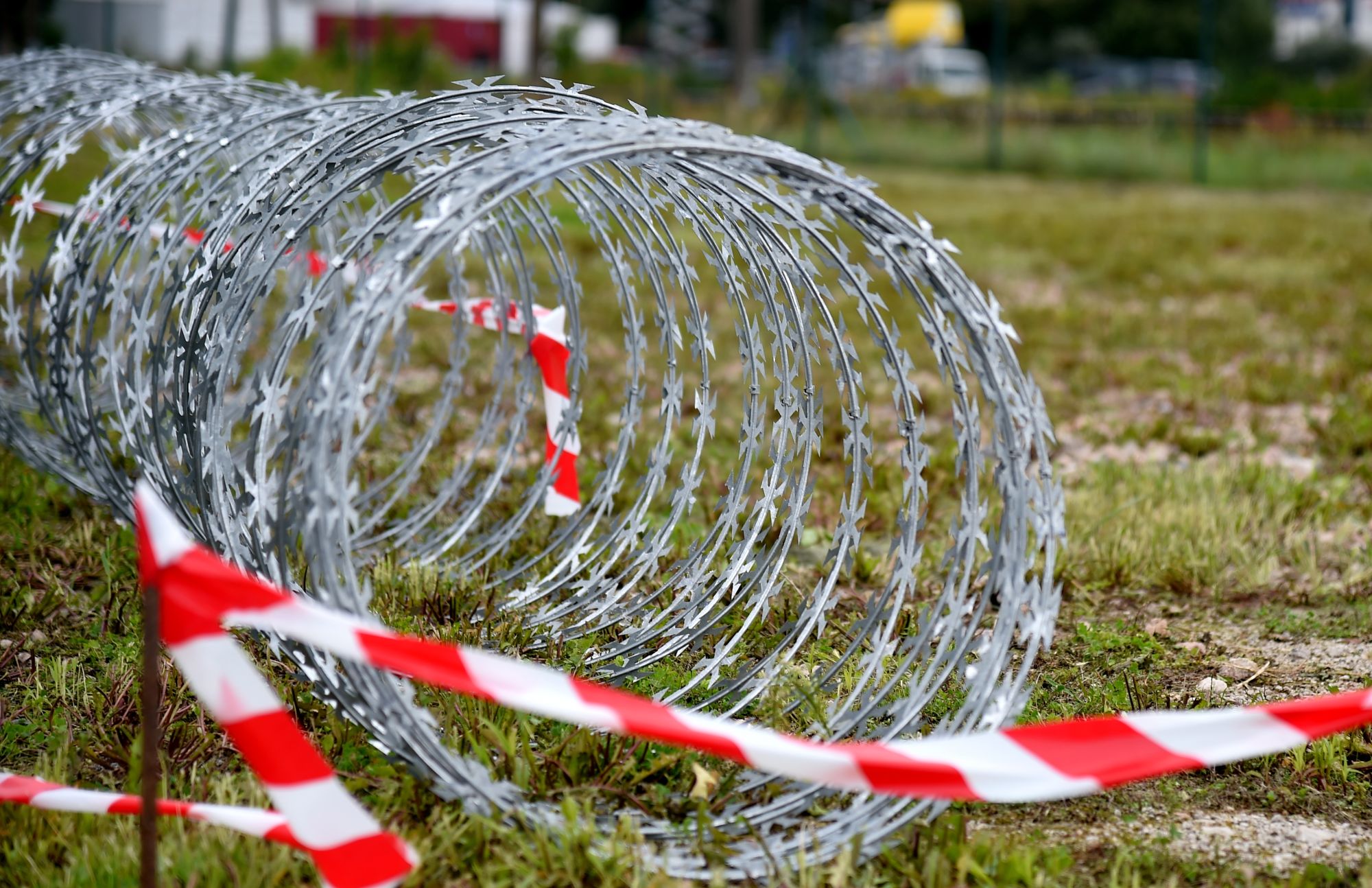 Ринкевич: нужно продолжать дискуссии о финансировании ЕС строительства забора на границе